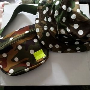 HERSCHEL FISHERMAN HAT & FANNY PACK